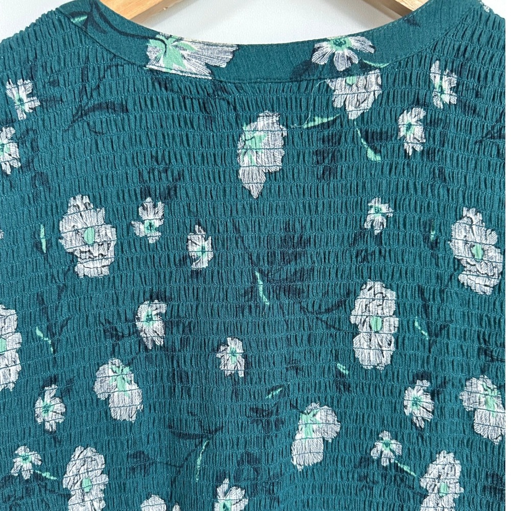 Torrid Babydoll Tunic Teal Floral Smocked Boho Cottagecore Casual Size 1 Casual - Picture 11 of 16
